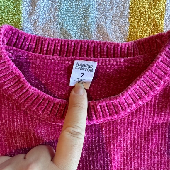 Girls Sweater - Picture 2 of 2